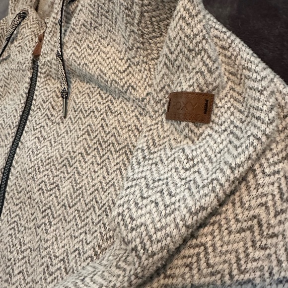 Roxy Gray Herringbone Zip Up — Size M - Picture 2 of 5